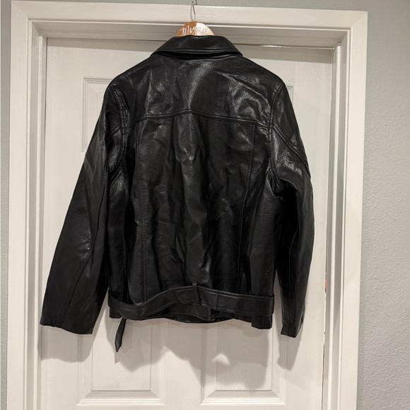 Old Navy Black Faux Leather Jacket - Picture 2 of 7